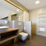 Ahotel 호텔 4*