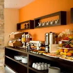 Ahotel 4* 卢布尔雅那