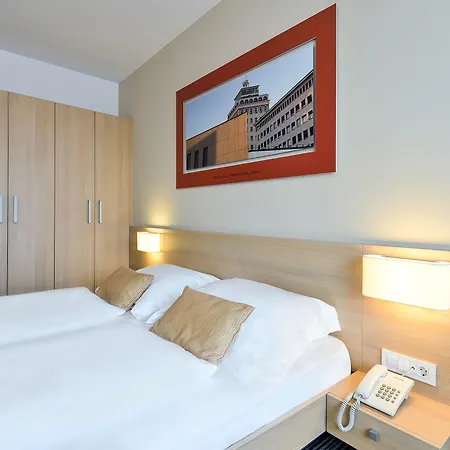 Hotel Ahotel 4*