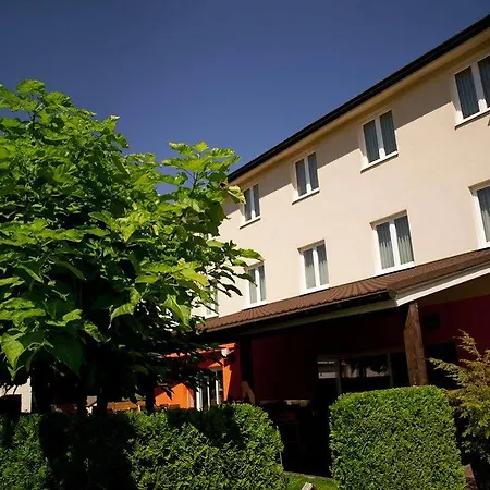 Ahotel 4*