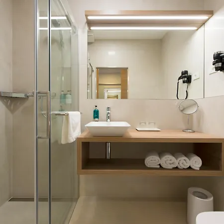 Ahotel Любляна