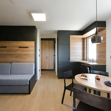 Ahotel Отель Любляна