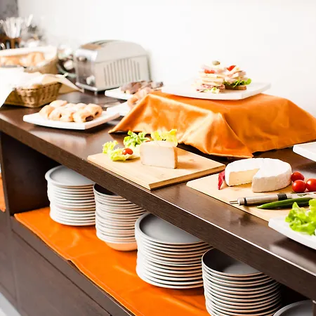 Отель Ahotel 4*