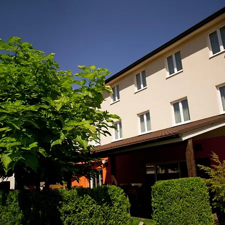 Отель Ahotel Любляна